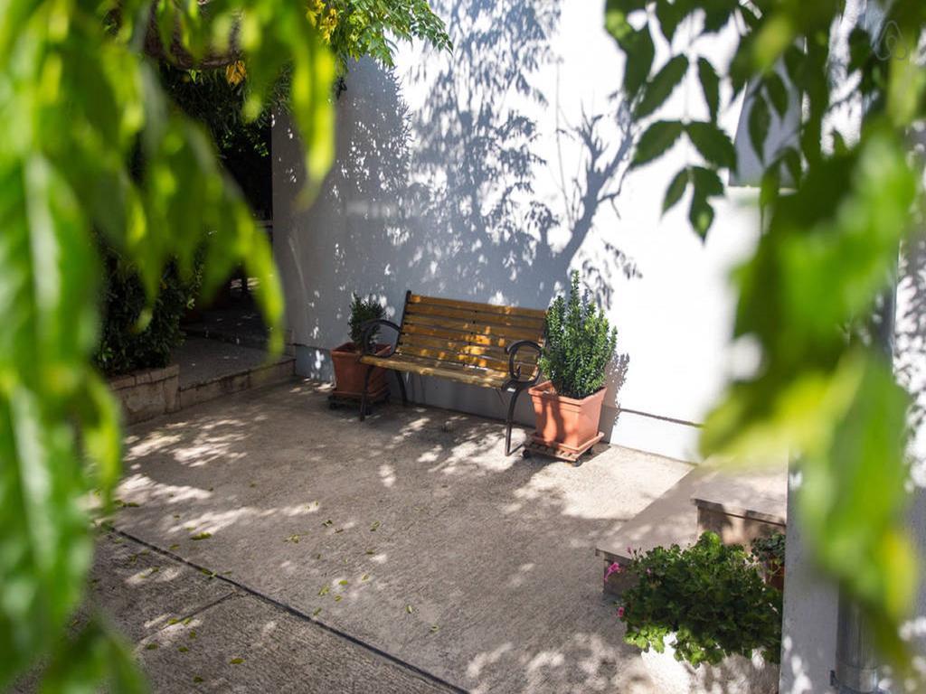 Guest House Mazuth Banjol ภายนอก รูปภาพ